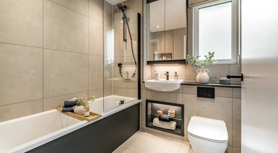 North Gate Park - Plot 2 The Ash - bathroom 1